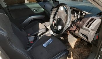 Mitsubishi Outlander 2011 full