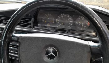 Mercedes Benz 190E W201 Brown M102 Engine full